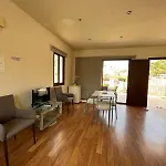 Feriehus Extremely Comfy With Spacious Private Terrace 10min Walk To The & In Town Larnaca