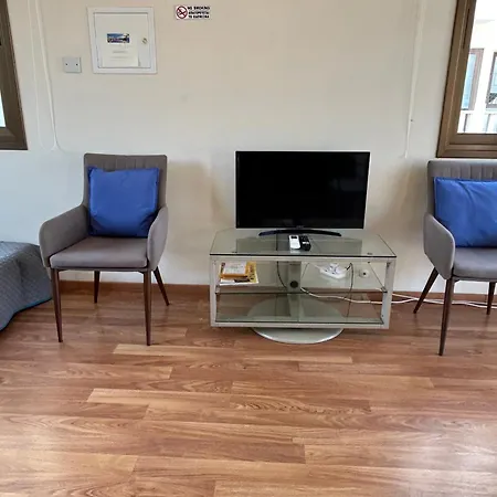 Feriehus Extremely Comfy With Spacious Private Terrace 10min Walk To The & In Town *