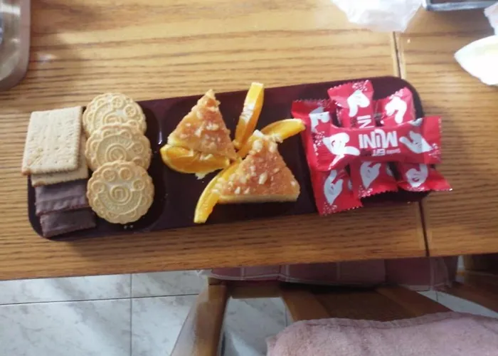 Extremely Comfy With Spacious Private Terrace 10min Walk To The & In Town